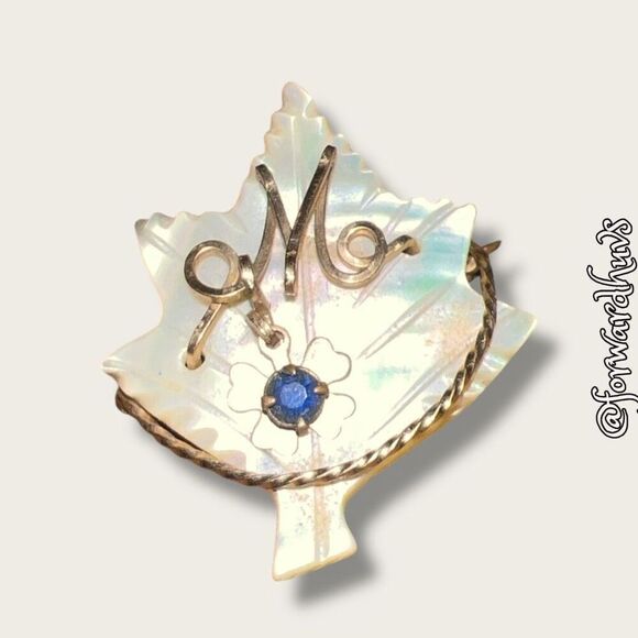 Mother of Pearl Brooch with Gold Wire Initial and Clover Accent - Picture 7 of 10